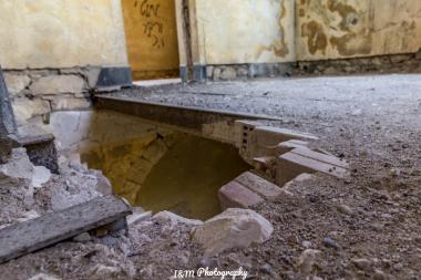 שברים בבניין תחנת רכבת