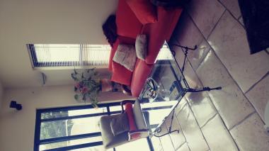 פינת ישיבה בחדר האורחים