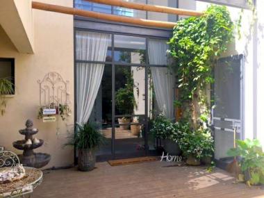 הכניסה לבית