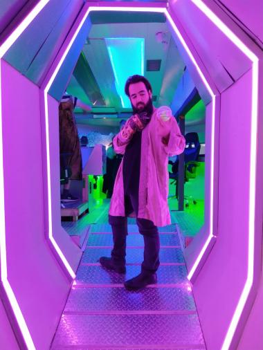 מסדרון כניסה לגשר החללית 