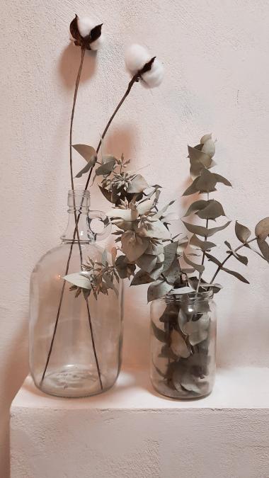 טייח מינרלי בסגנון יווני