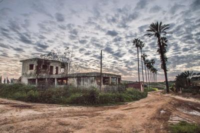 מבנה נטוש, נס ציונה מבנה נטוש בנס ציונה