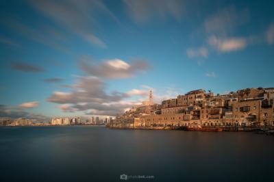 שובר הגלים של נמל יפו