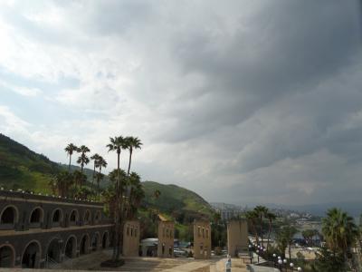 קבר רבי מאיר בעל הנס בטבריה מבט לטבריה