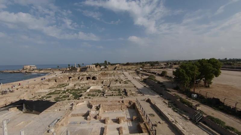 The ruins of the seafront Promontory Palace