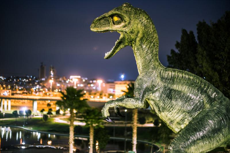 דינוזאור בפארק ענבה
