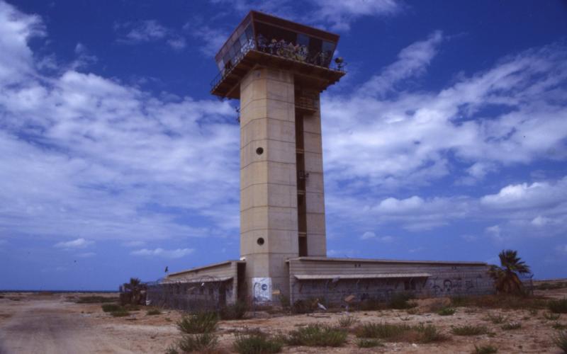 המגדל שראה ימים יפים 